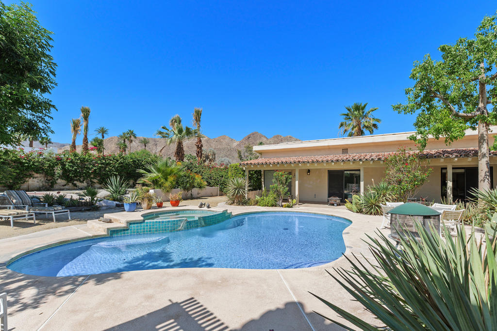 71461 Sahara Road
