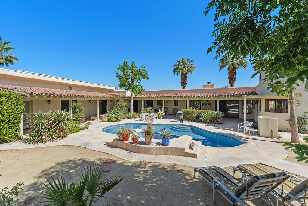 71461 Sahara Road