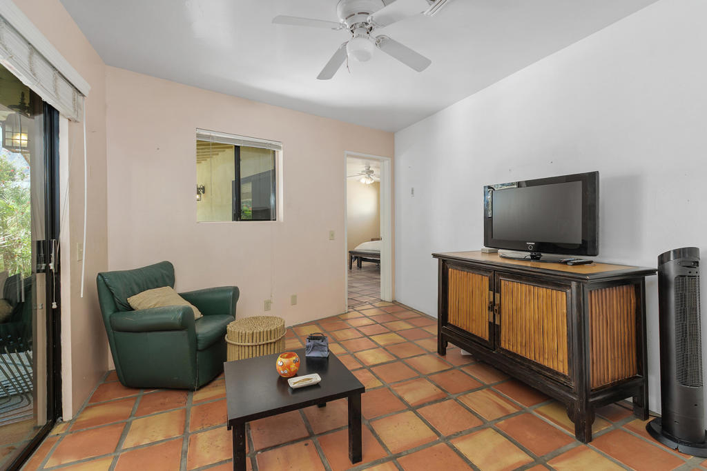 71461 Sahara Road