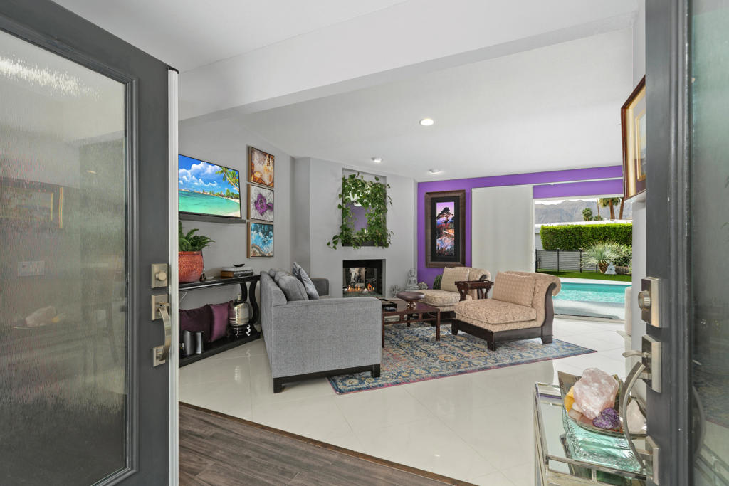 71305 Kempton Avenue