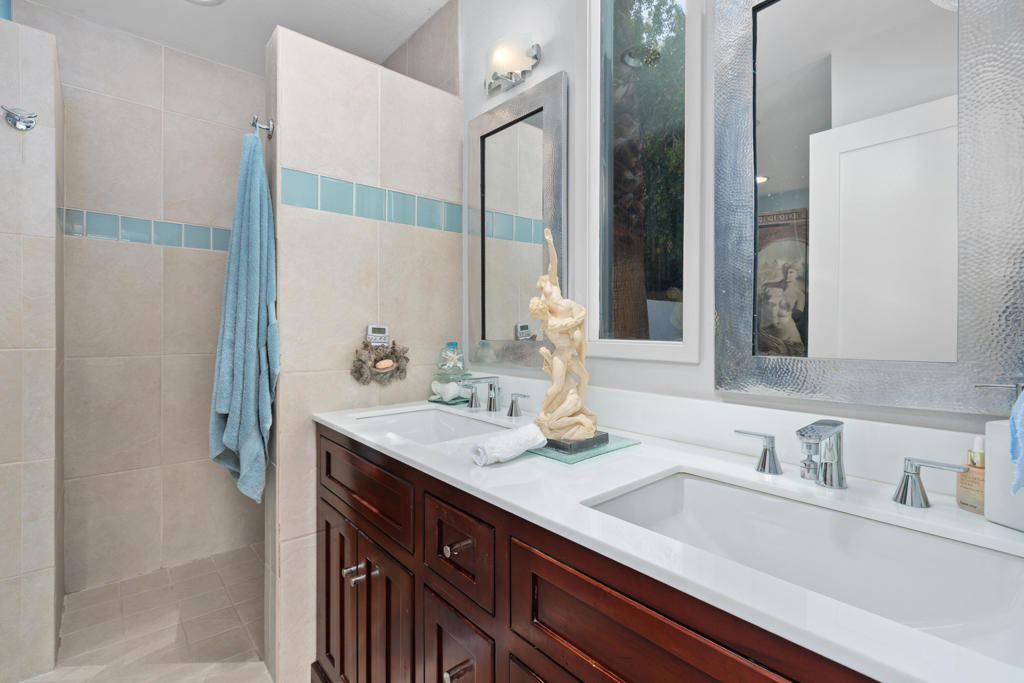 71305 Kempton Avenue