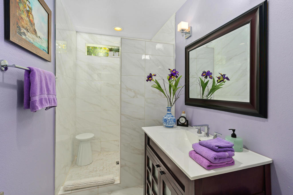 71305 Kempton Avenue