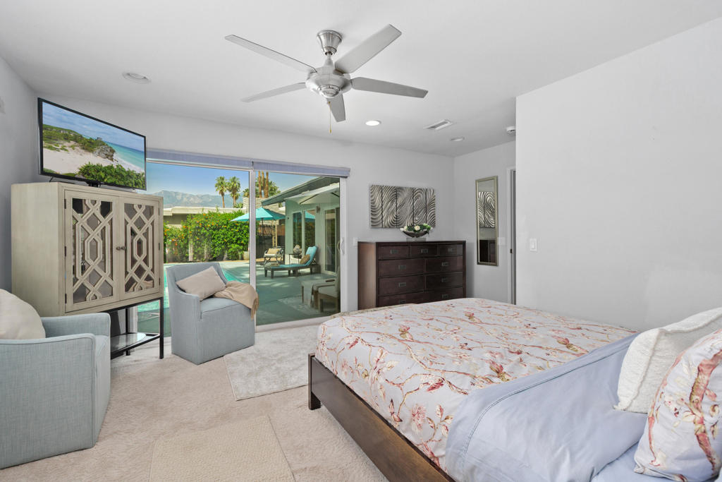 71305 Kempton Avenue