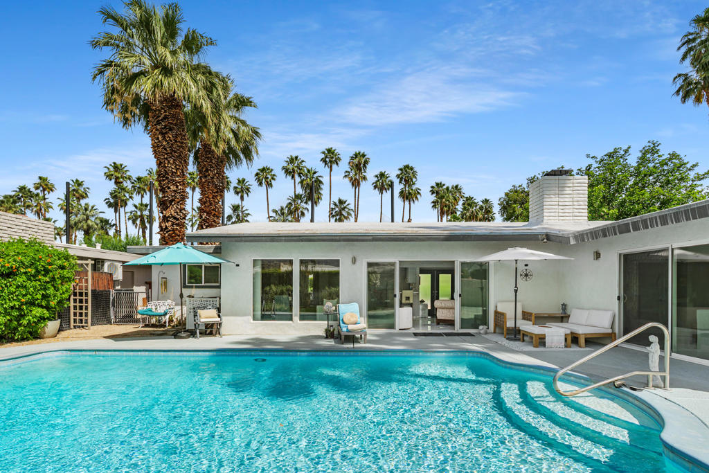 71305 Kempton Avenue