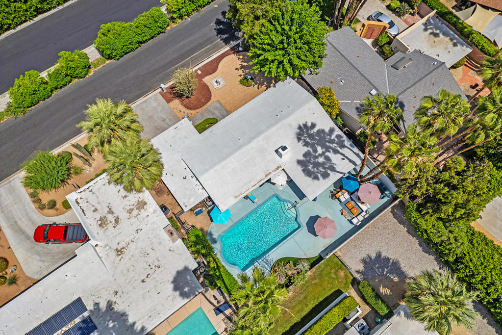 71305 Kempton Avenue