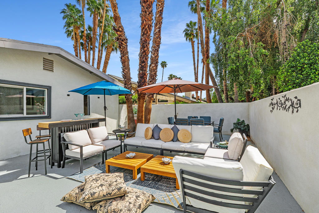 71305 Kempton Avenue