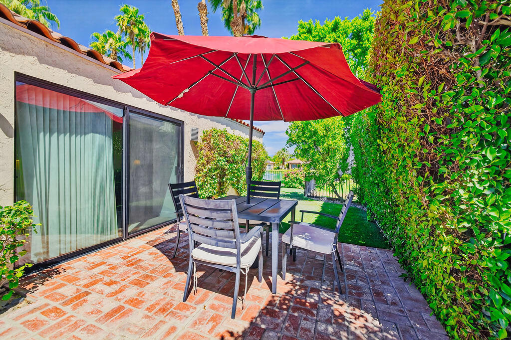 468 Sunningdale Drive