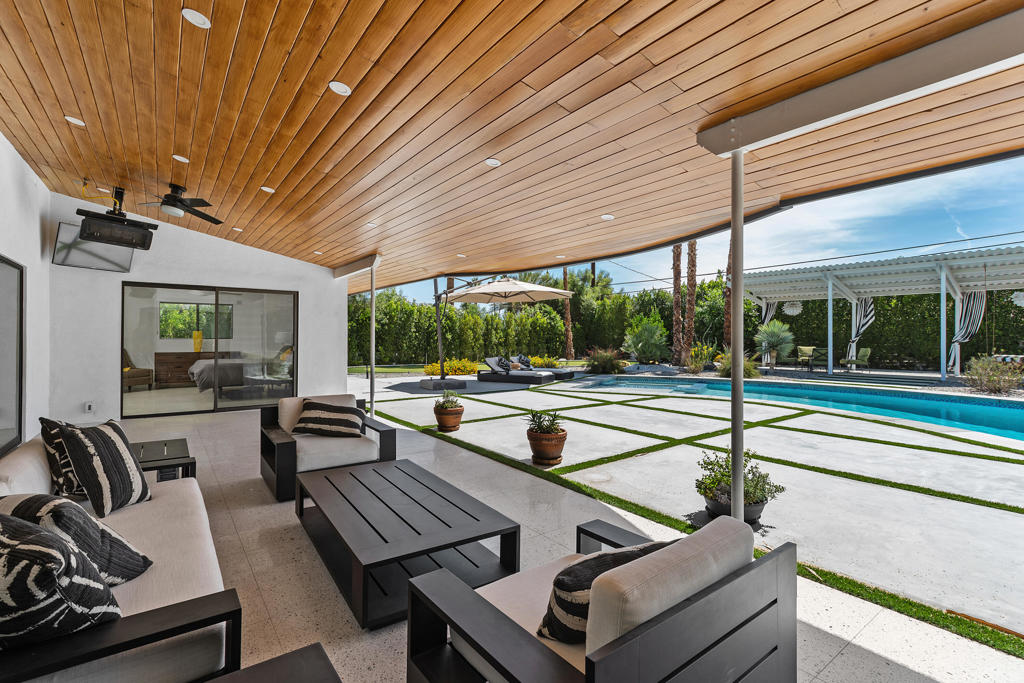 73075 Shadow Mountain Drive