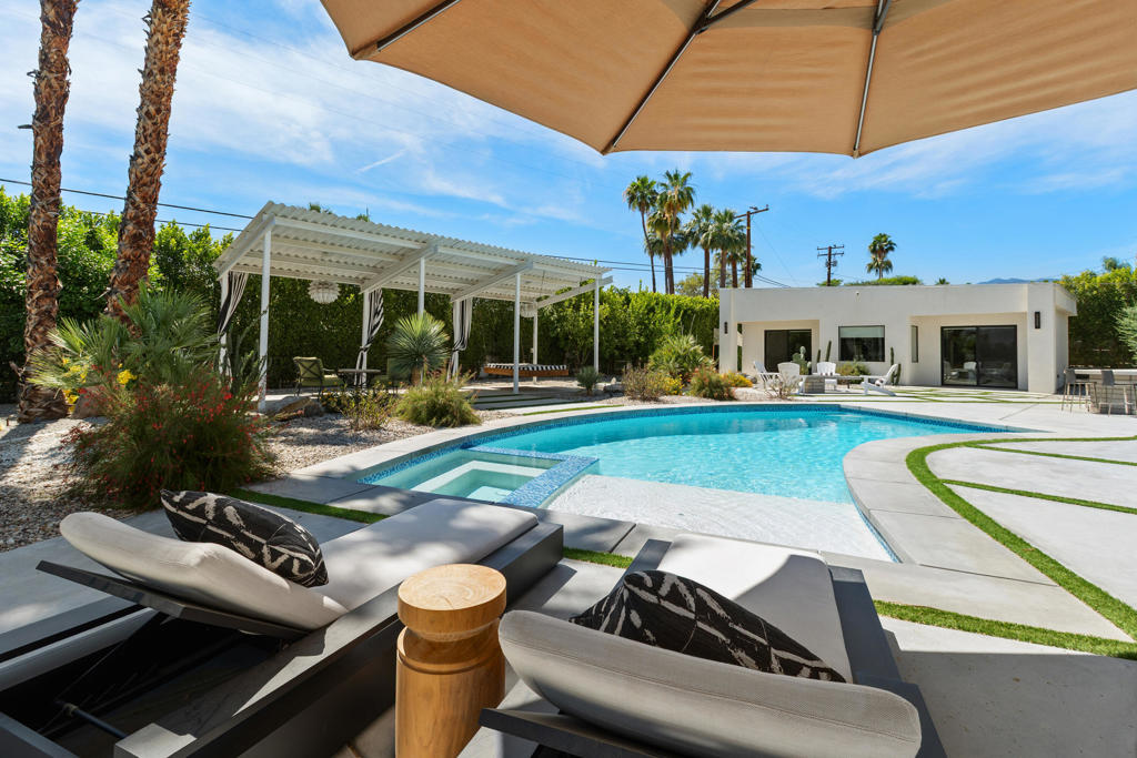 73075 Shadow Mountain Drive
