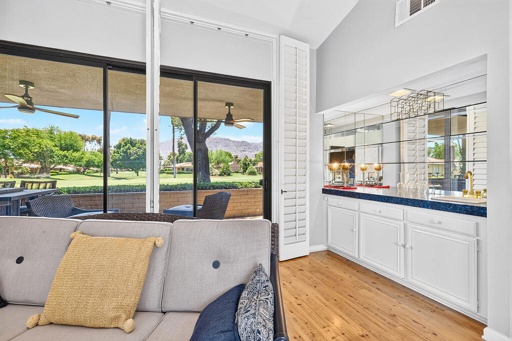14 La Ronda Drive