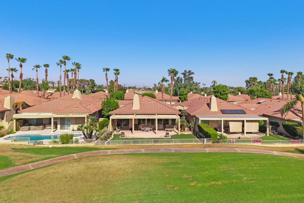 112 Kavenish Drive