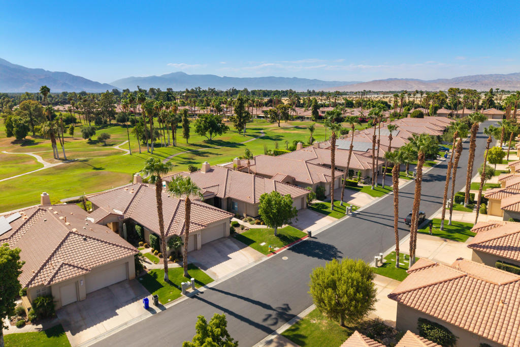 112 Kavenish Drive
