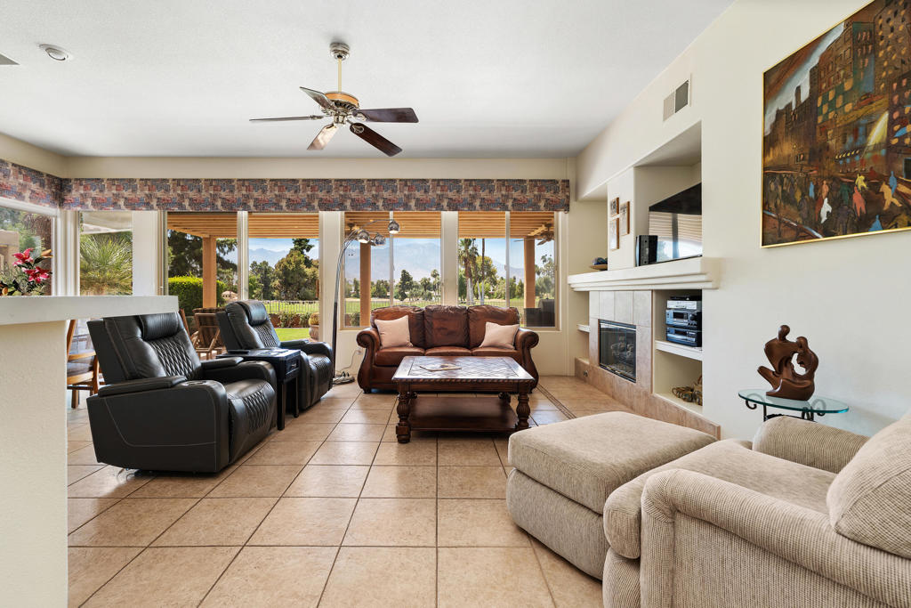 112 Kavenish Drive