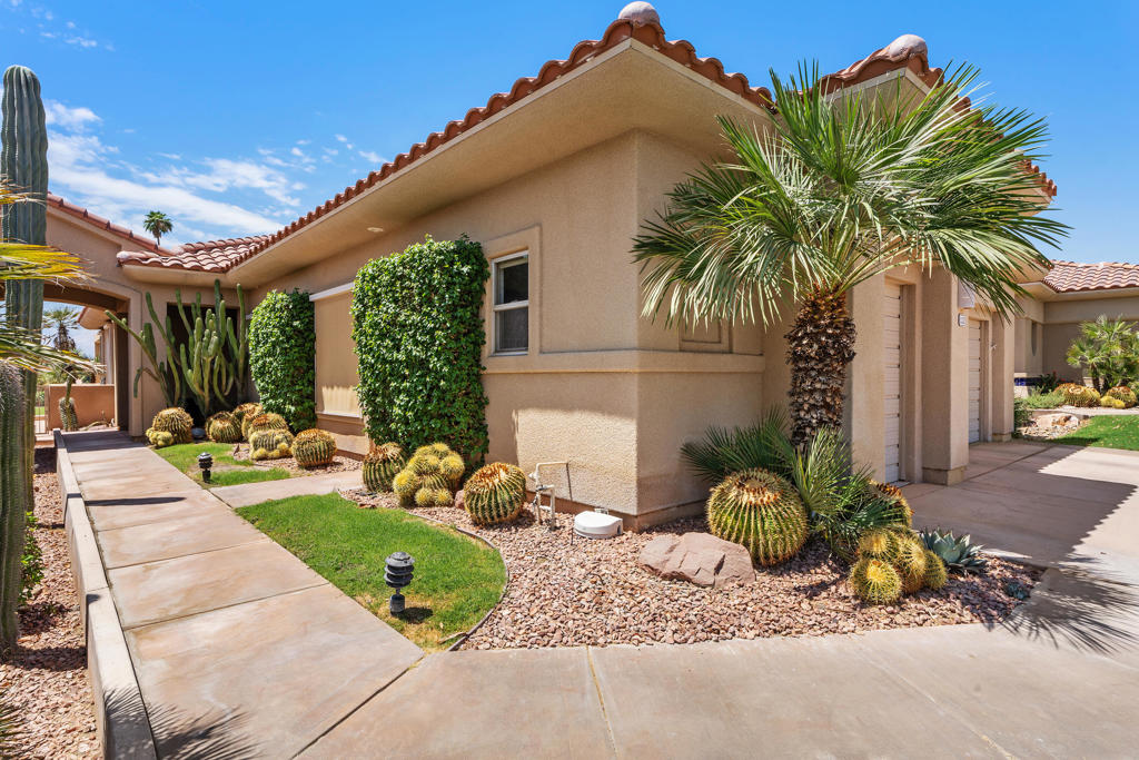 112 Kavenish Drive