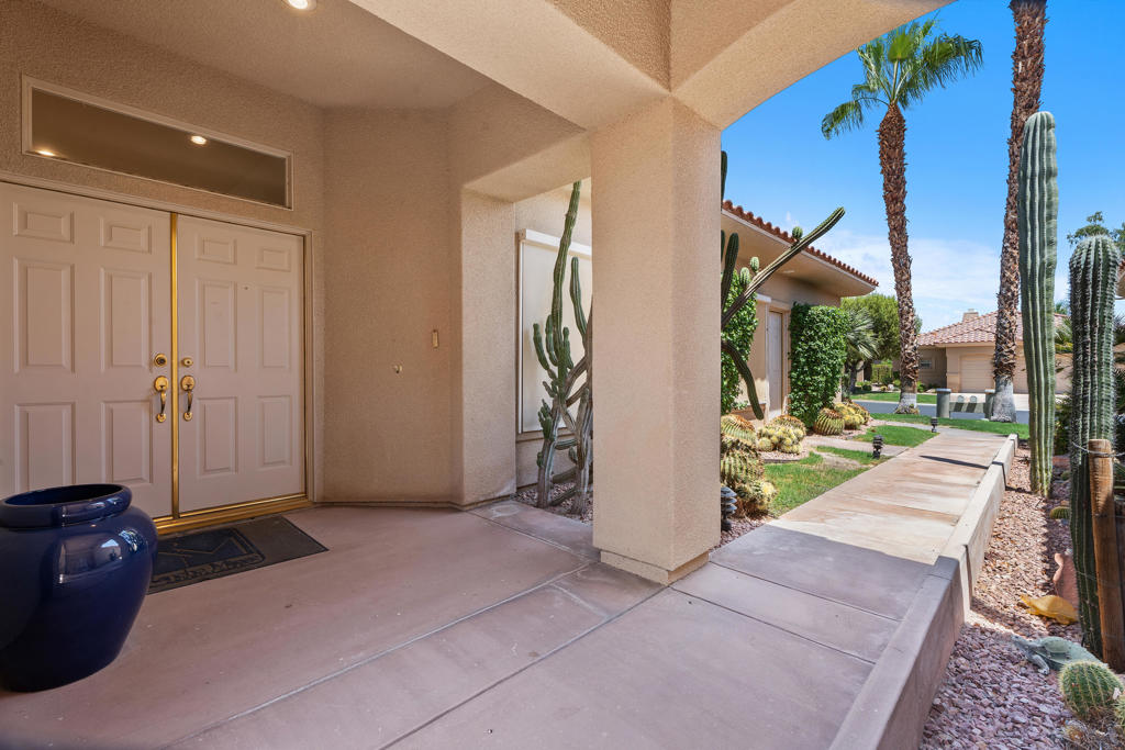 112 Kavenish Drive
