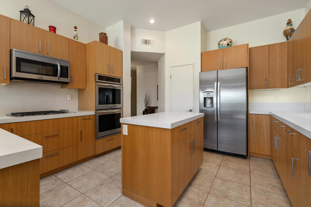 112 Kavenish Drive