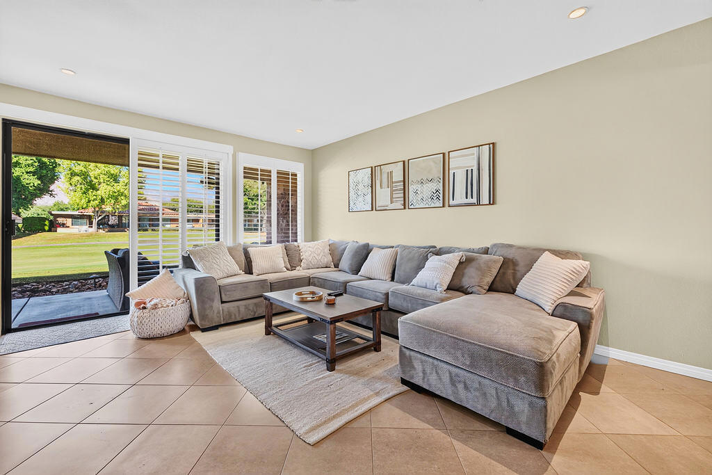 79 La Ronda Drive