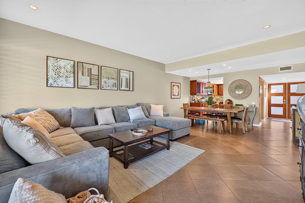 79 La Ronda Drive