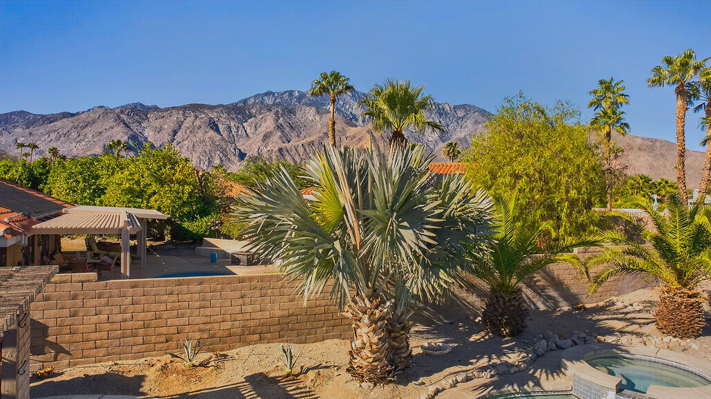 1448 E Adobe Way