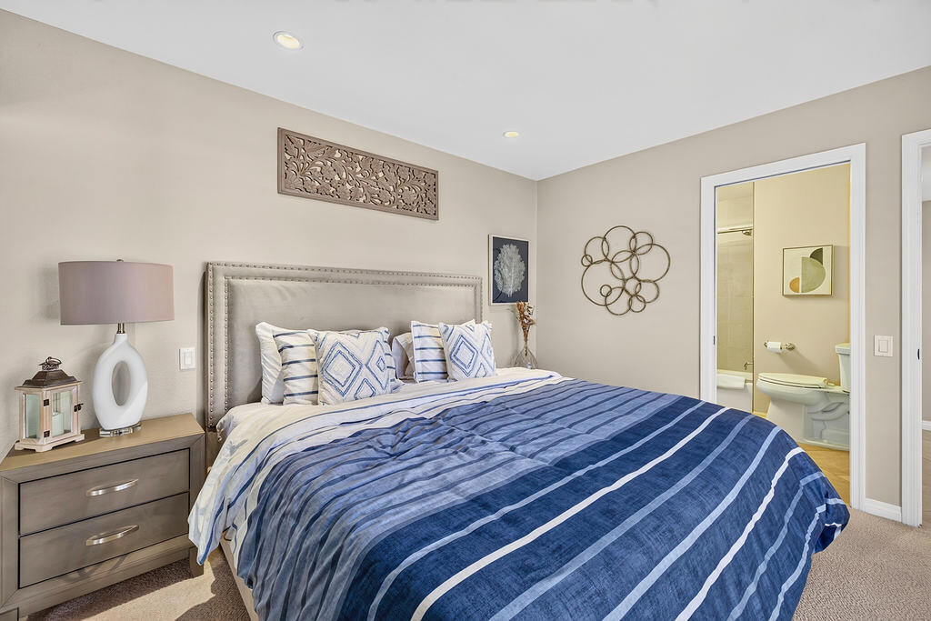 79 La Ronda Drive