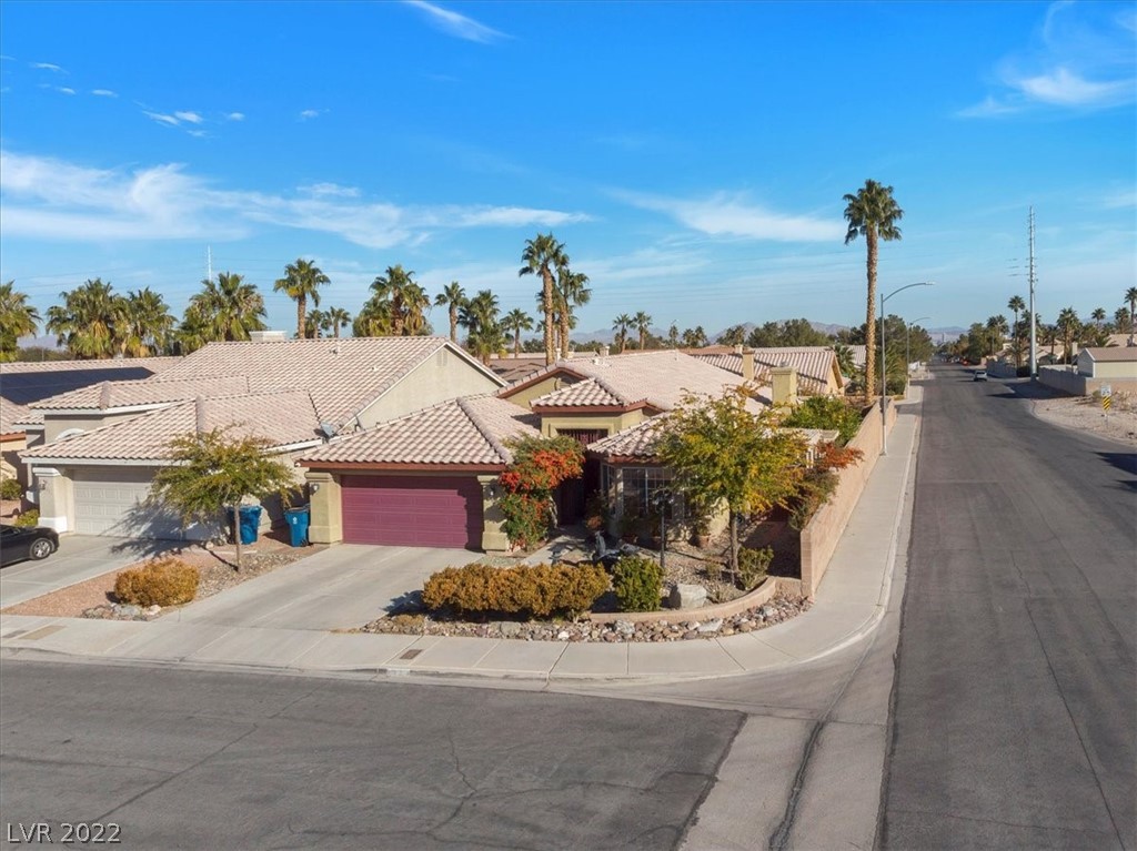 2124 Diamond Brook Court