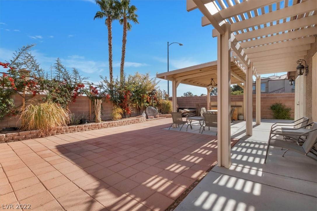 2124 Diamond Brook Court
