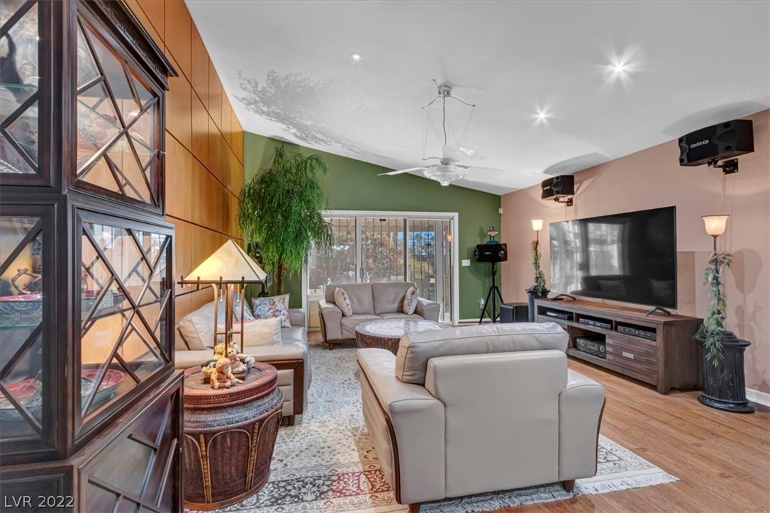 2124 Diamond Brook Court