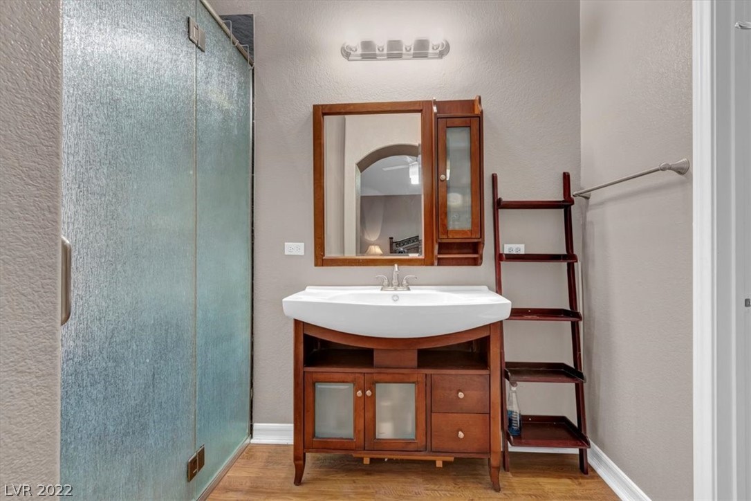 2124 Diamond Brook Court