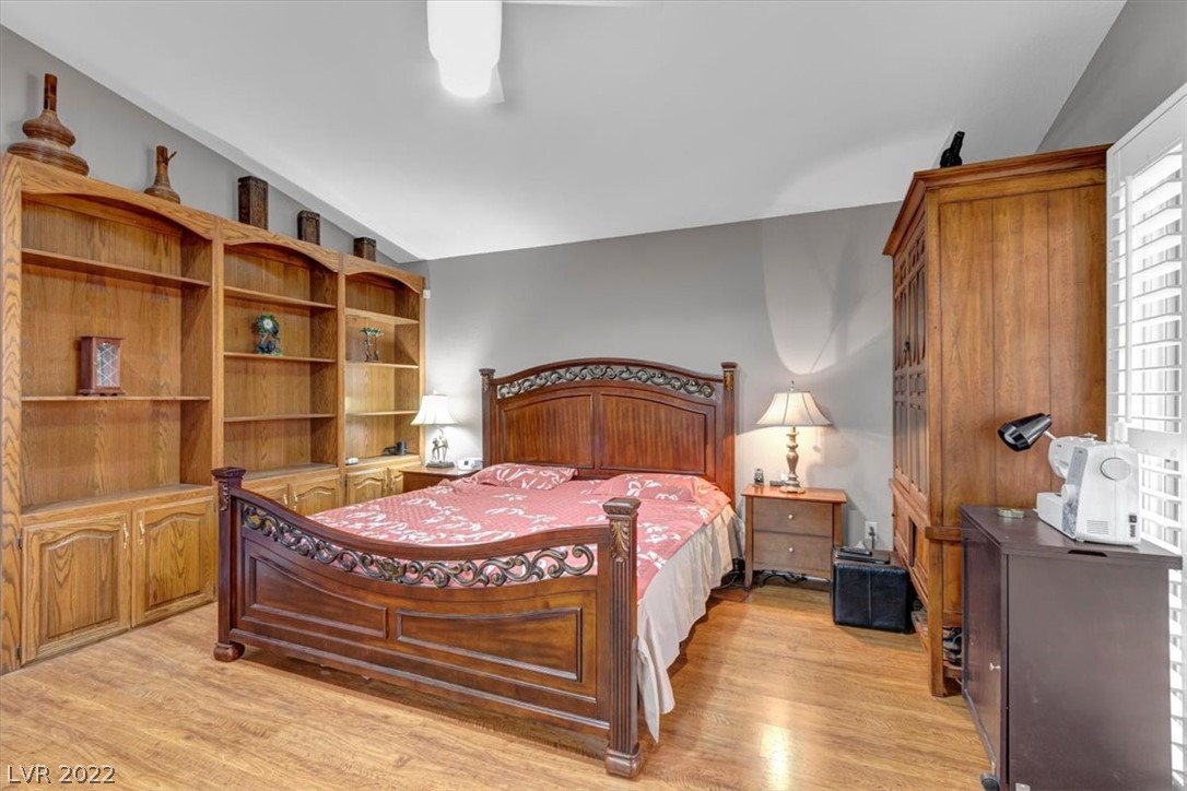 2124 Diamond Brook Court