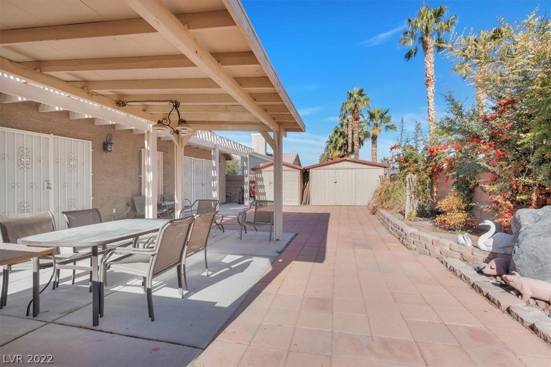 2124 Diamond Brook Court