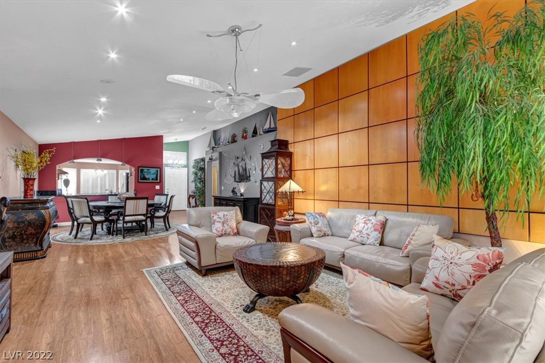 2124 Diamond Brook Court