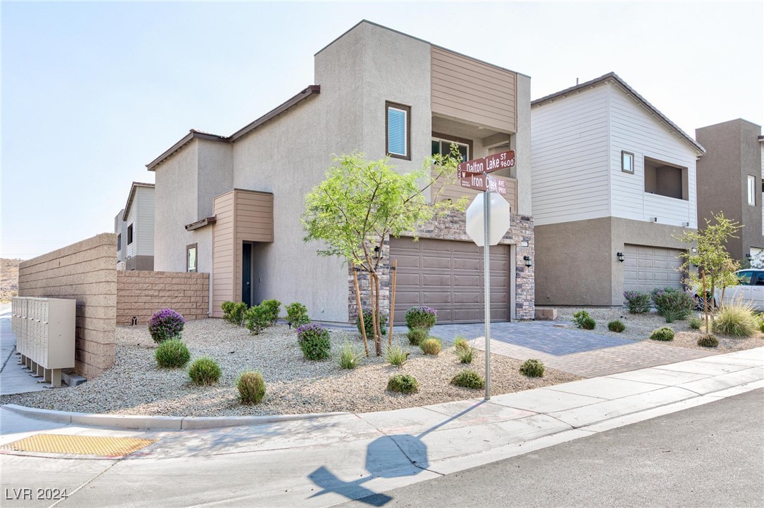 9933 Iron Creek Avenue