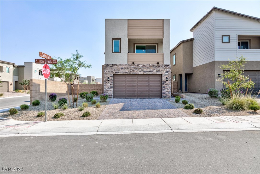 9933 Iron Creek Avenue