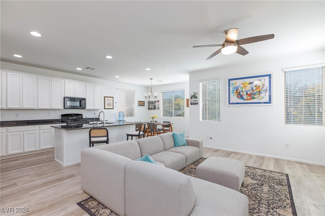 7703 Frenchmans Bay Avenue