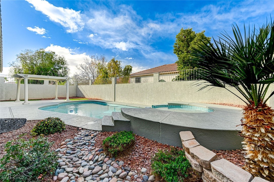 2714 Langlade Avenue