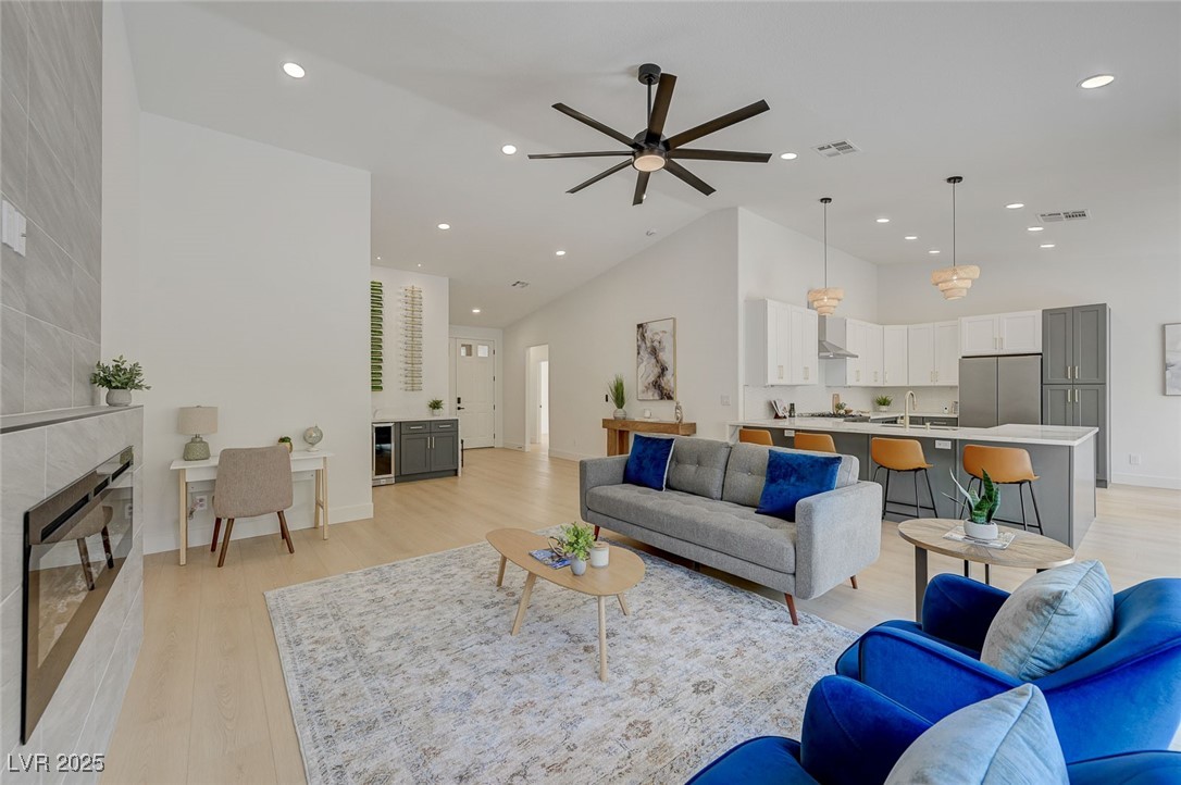 2475 Sedona Cedar Avenue