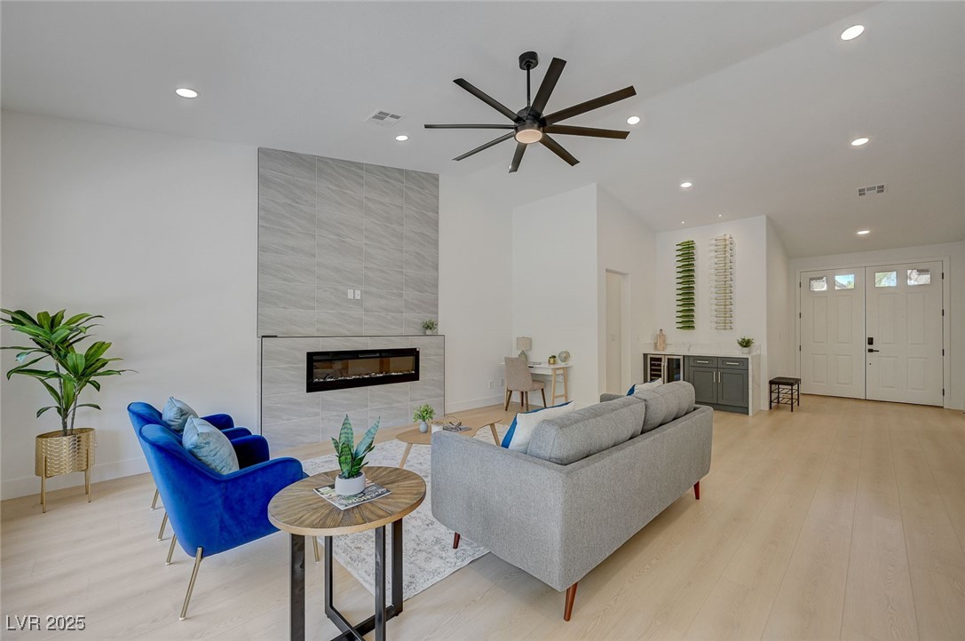 2475 Sedona Cedar Avenue