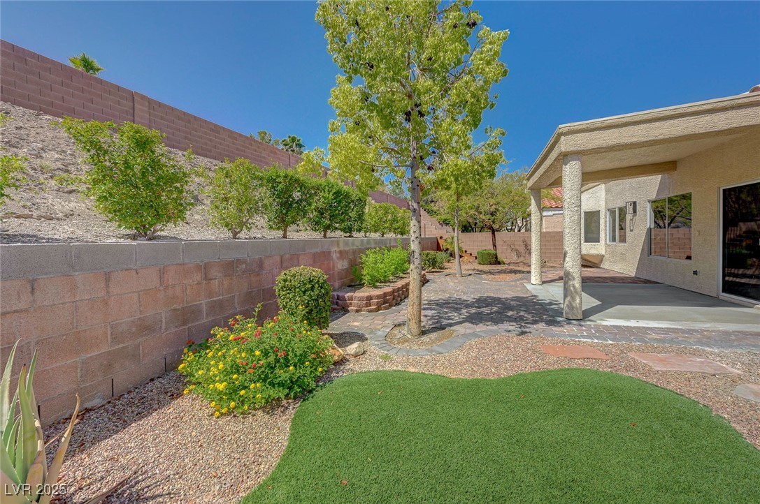 2475 Sedona Cedar Avenue