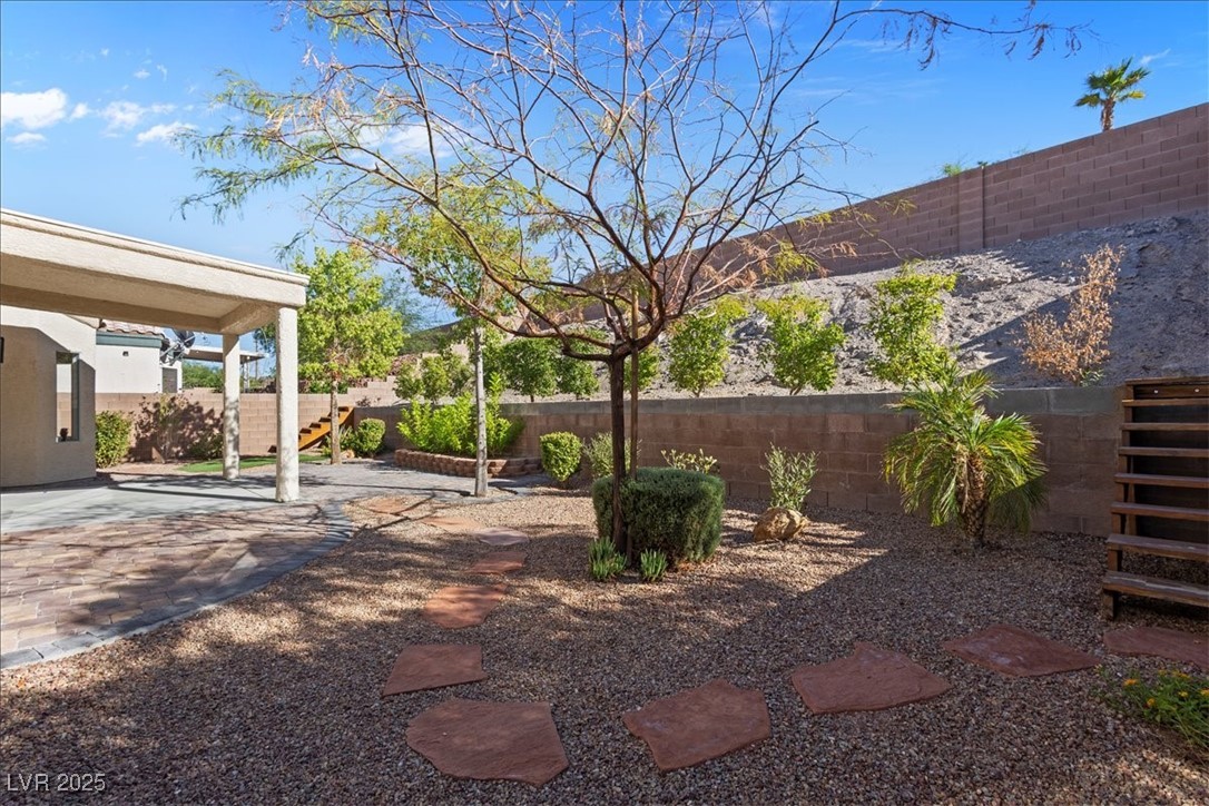 2475 Sedona Cedar Avenue