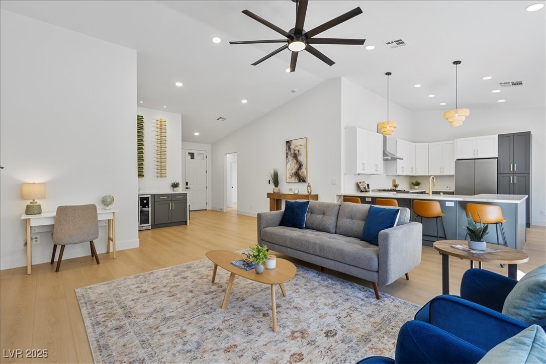 2475 Sedona Cedar Avenue