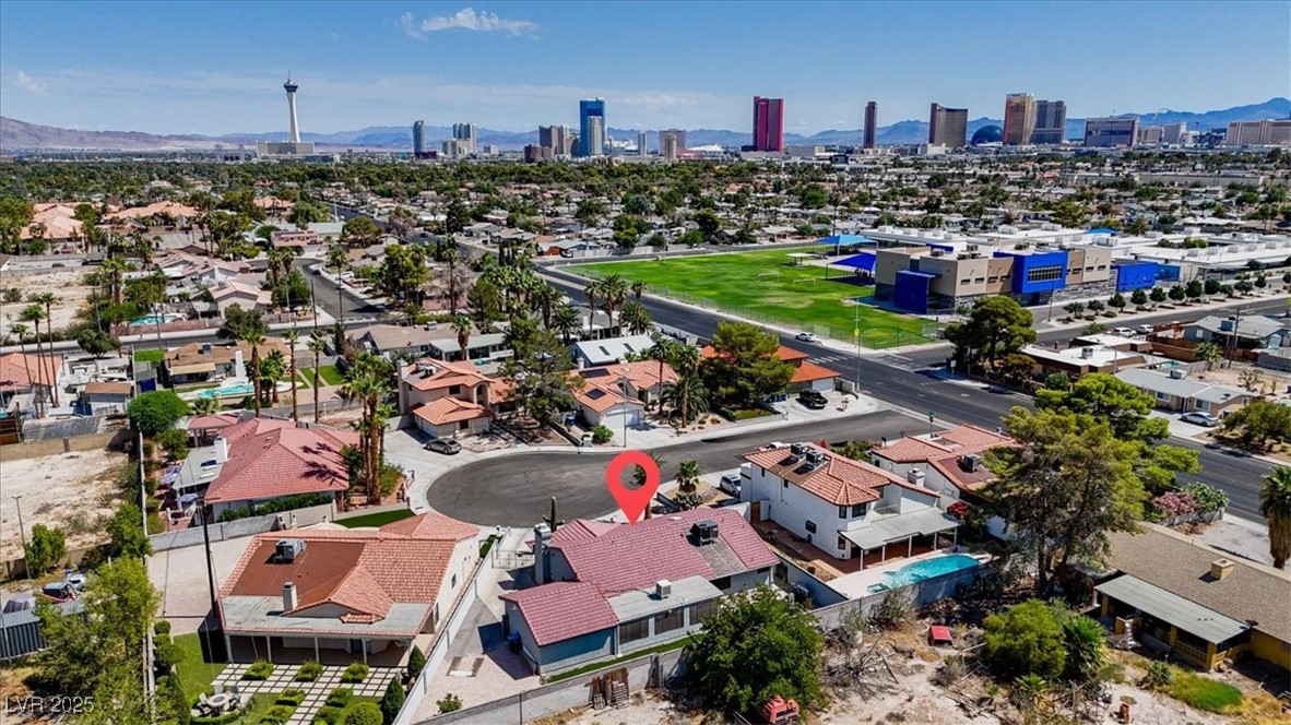 1647 Los Altos Place