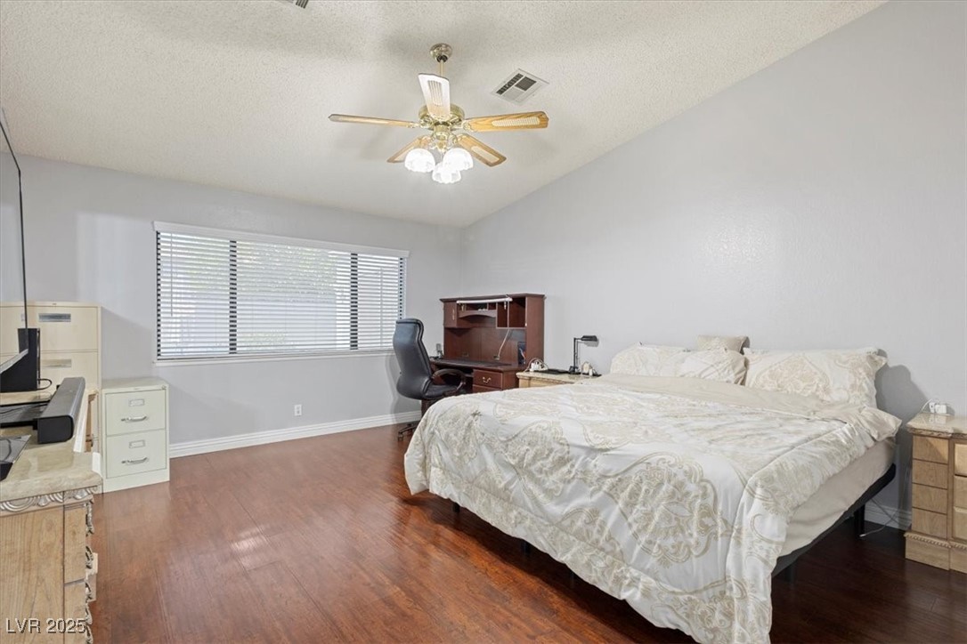 1647 Los Altos Place