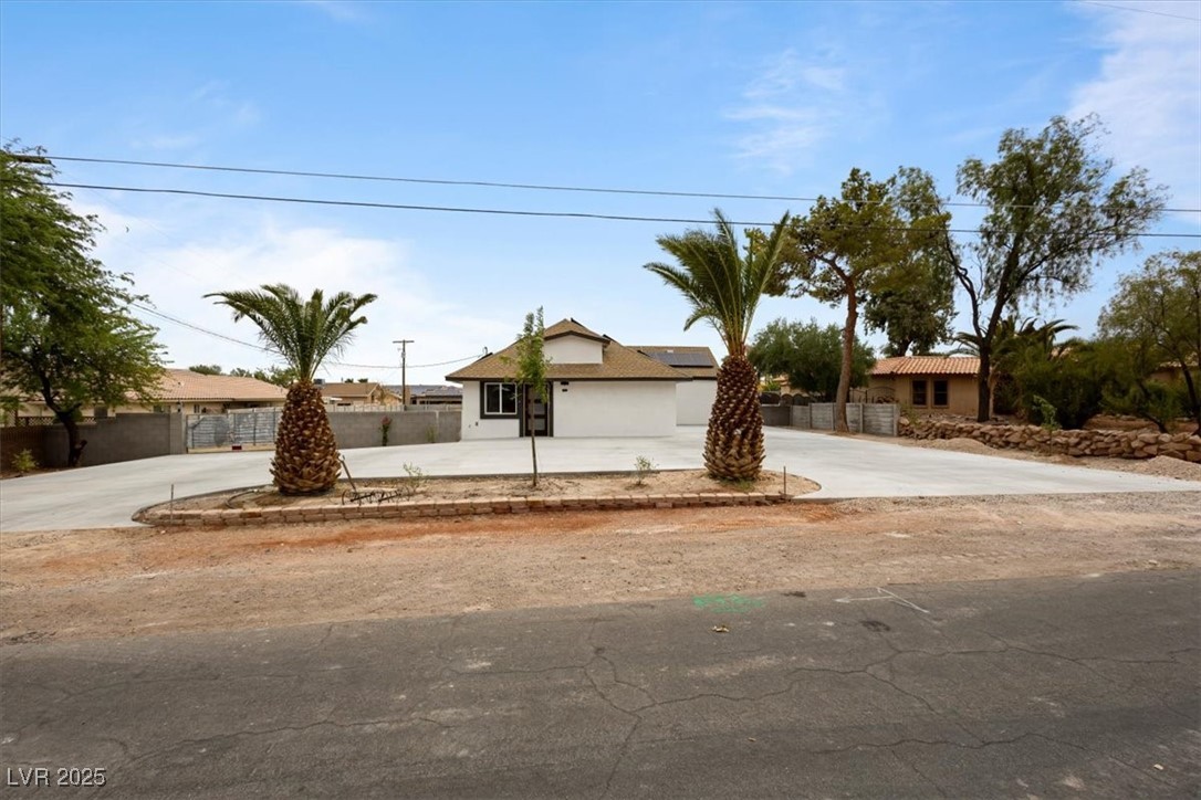 7724 Rancho Destino Road