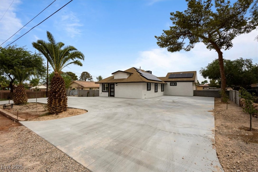 7724 Rancho Destino Road