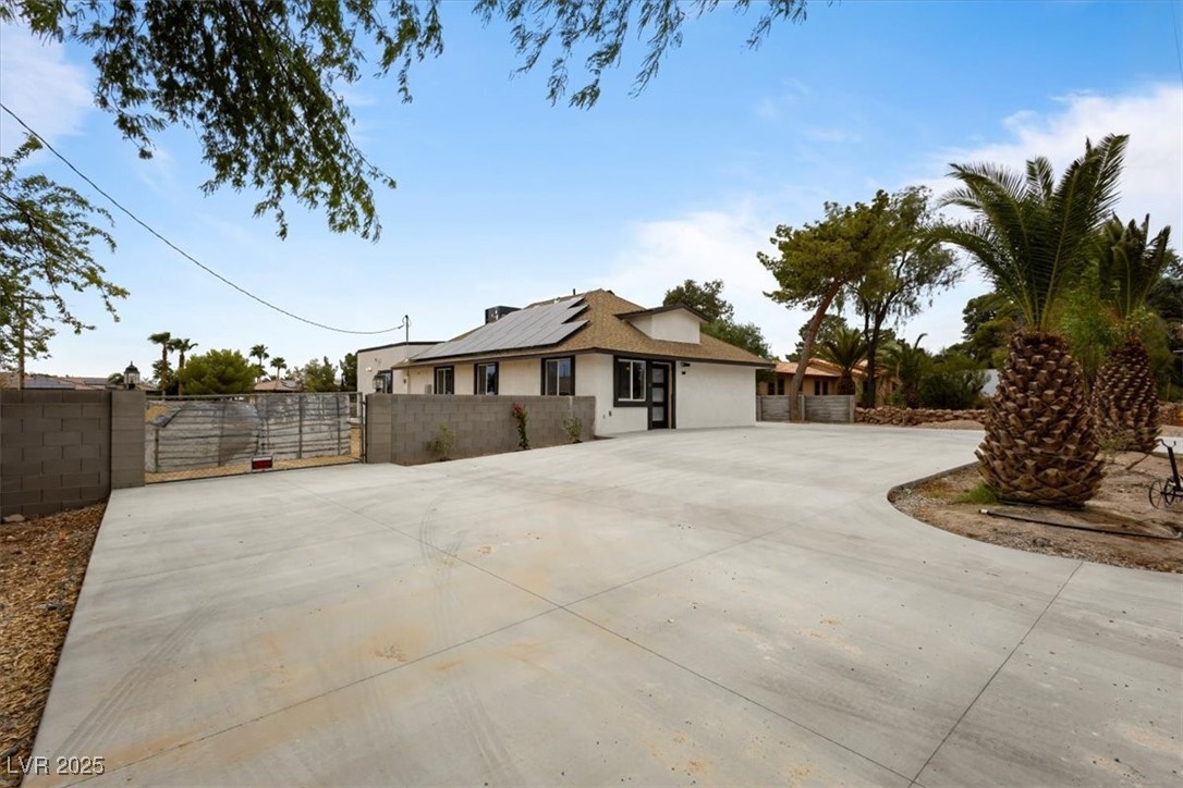 7724 Rancho Destino Road