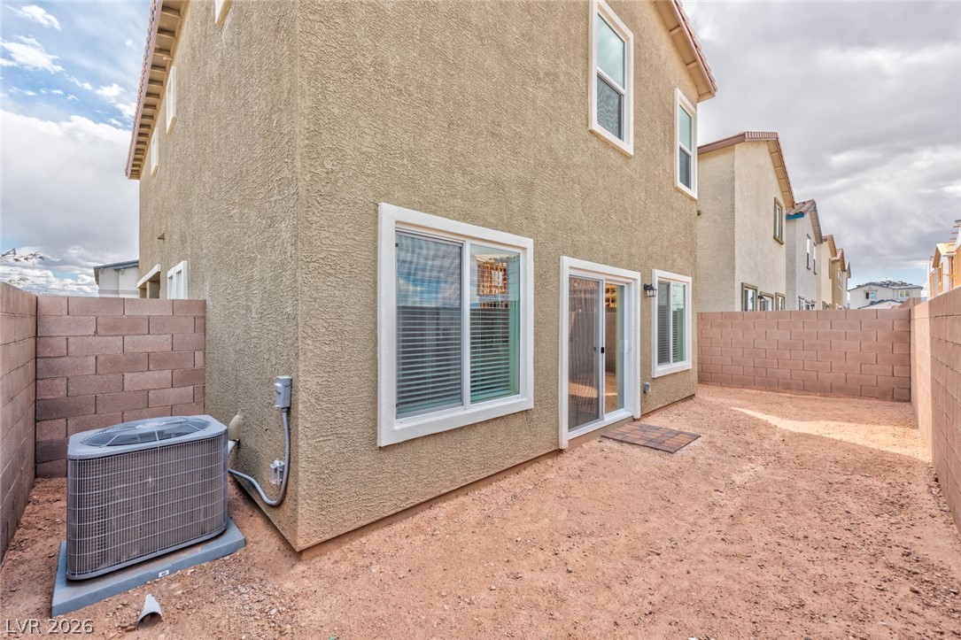 4706 Turquoise Cliffs Avenue