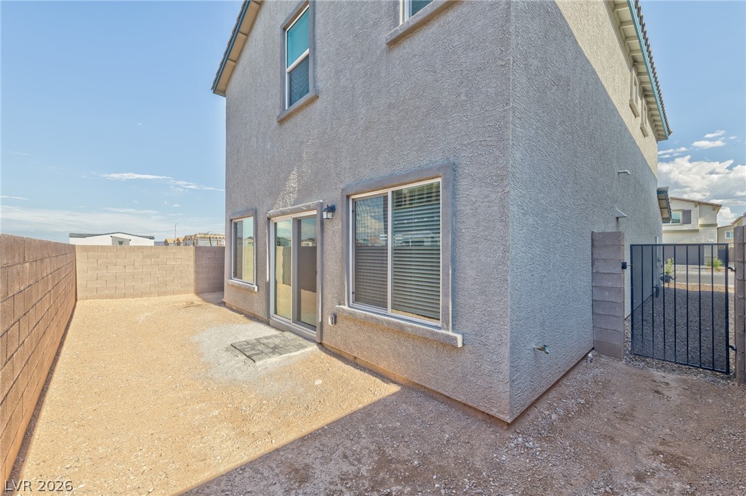 4702 Arctic Cliffs Avenue