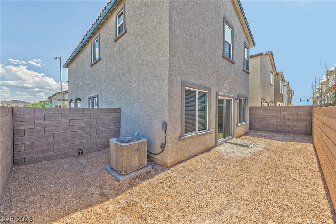 4702 Arctic Cliffs Avenue