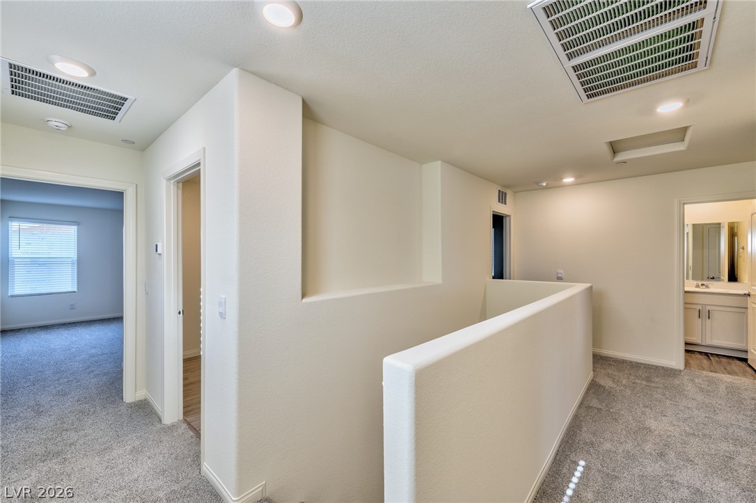 4702 Arctic Cliffs Avenue