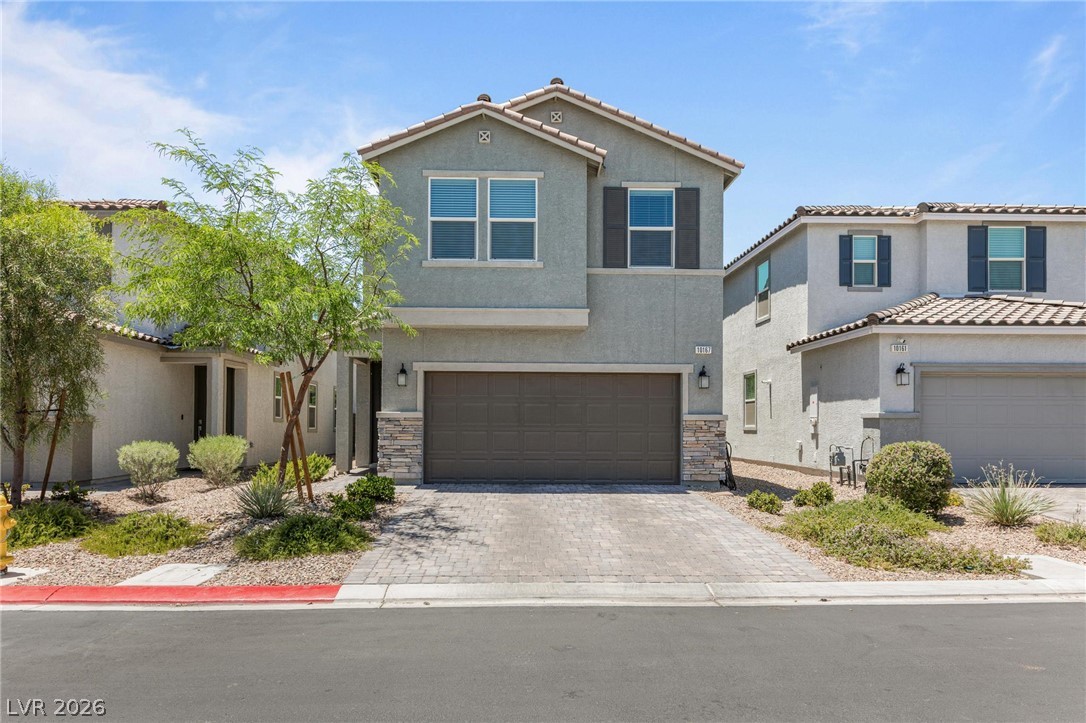 10167 Glowing Amber Street